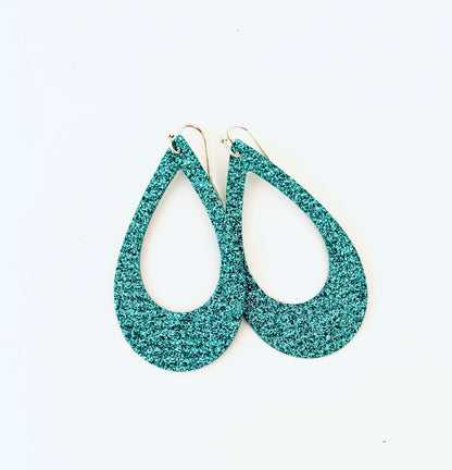 Reversible Featherlight Green Sparkle front with solid Background